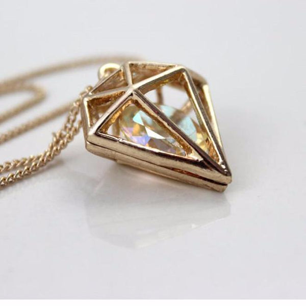 Diamond Inspired Pendant Necklace For Women