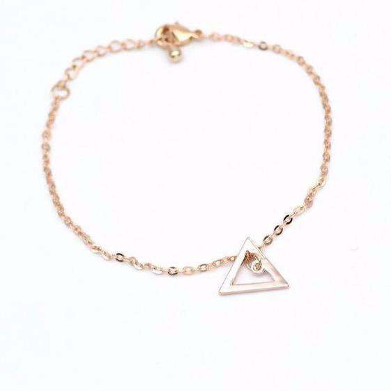 Triangle Charm Thin Chain Bracelet